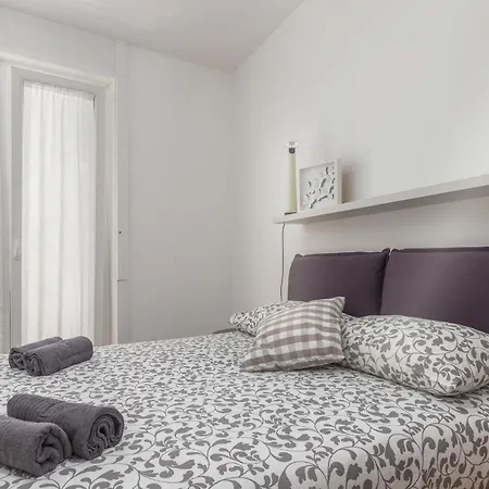 Apartament Marghera-fiera Elegante E Luminoso